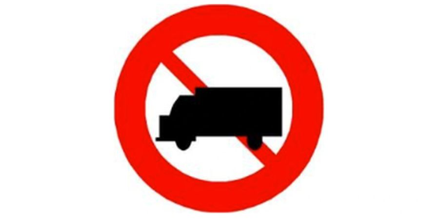 Biển Cấm Xe Tải: Hướng Dẫn Toàn Diện Về Các Loại Biển Báo và Quy Định 2025 4 Biển P.106a - Cấm ô tô tải