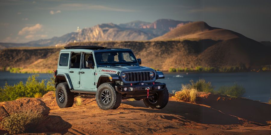 Top 10 Xe Ô Tô Địa Hình Đáng Mua Nhất 2025: Bảng Xếp Hạng Toàn Diện 7 Jeep Wrangler Rubicon 2025