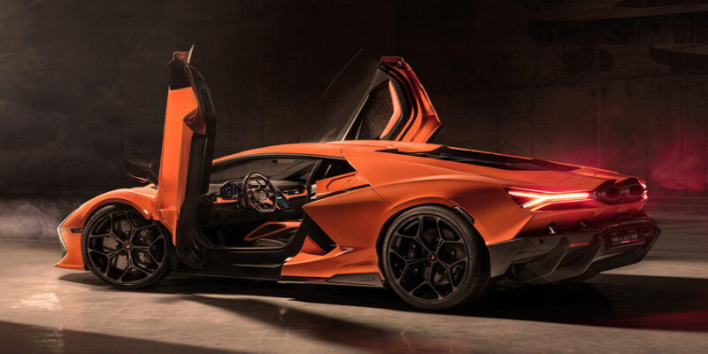 Lamborghini – Sự nổi loạn mang tên tốc độ