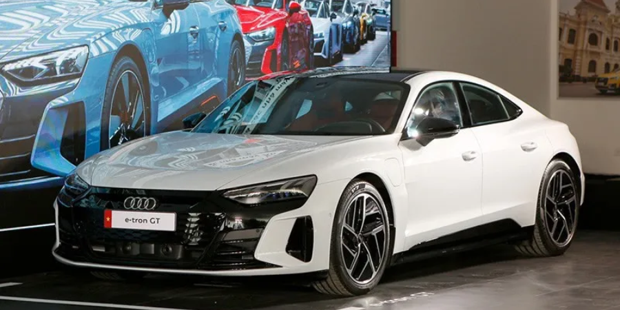 Các hãng xe ô tô điện đáng chú ý hiện nay 10 Audi e tron