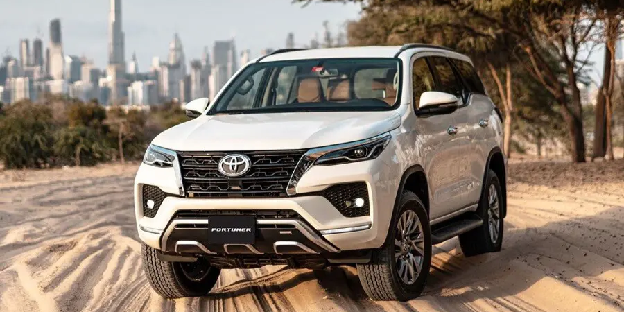 Top 10 mẫu xe 7 chỗ gầm cao hot nhất thị trường Việt Nam 3 Toyota Fortuner – ben bi giu gia tot